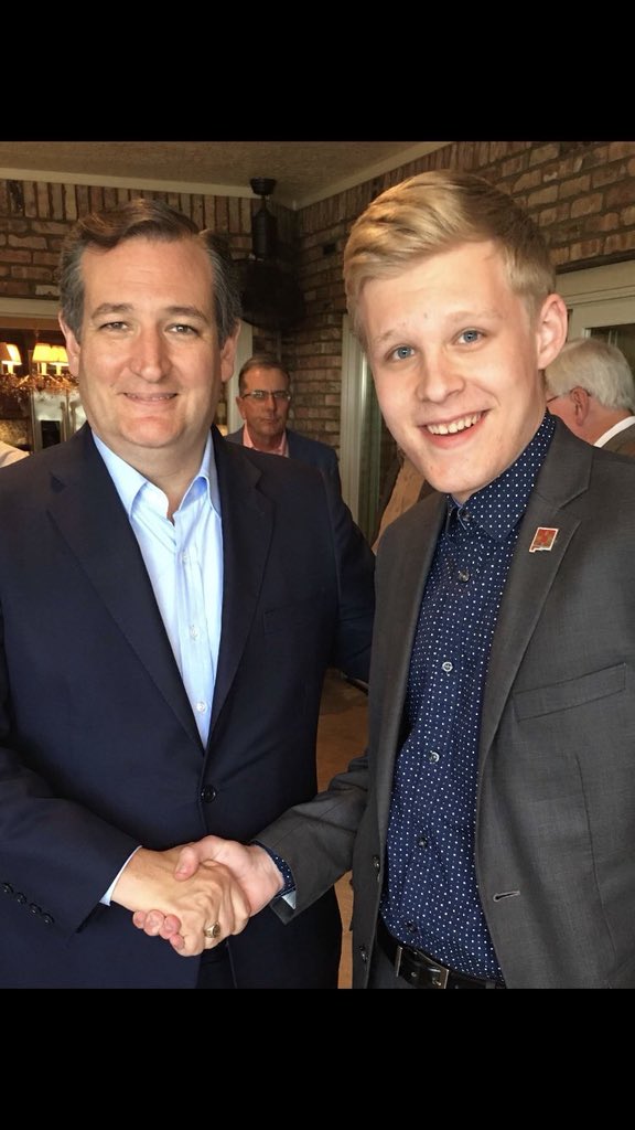 dmills3710's tweet photo. @StandSecond @JamieToombs @POTUS @freedomcaucus @StandSecond great success 🇺🇸
#NextGenerationTakingUpLibertyTorch 🔔@POTUS https://t.co/nXb6RHljwG