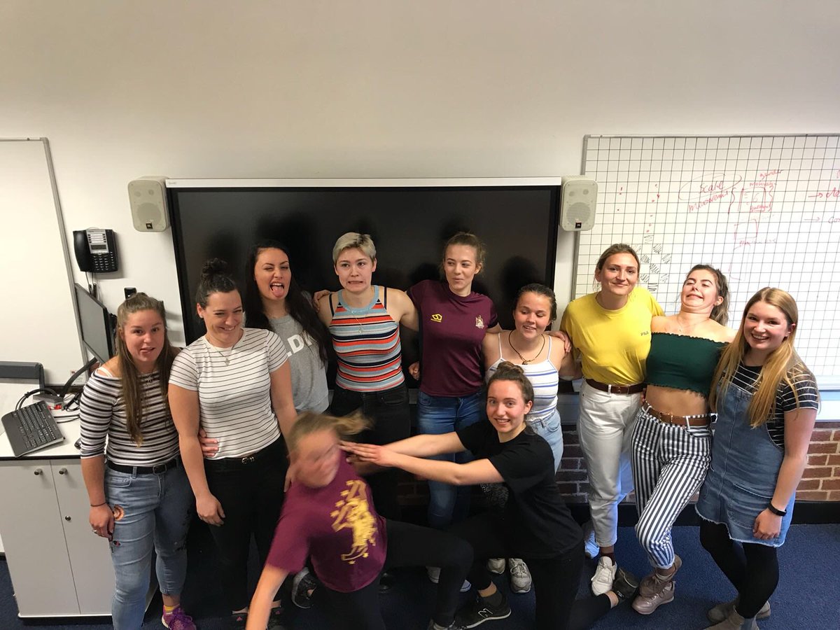 Time to say goodbye to our 2017/18 Committee (2nd pic 😛) Well done to all our new committee members 👌🏻✨💥 LouBro hurry back pls x