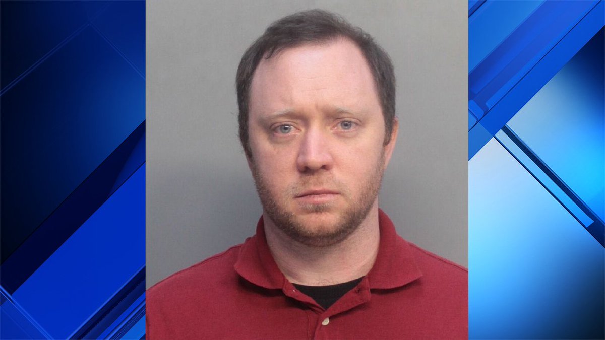 South Florida music teacher arrested years after having sex with 16-year-old, police say bit.ly/2Kx4T0b?utm_so… https://t.co/CTAPJz0gpR