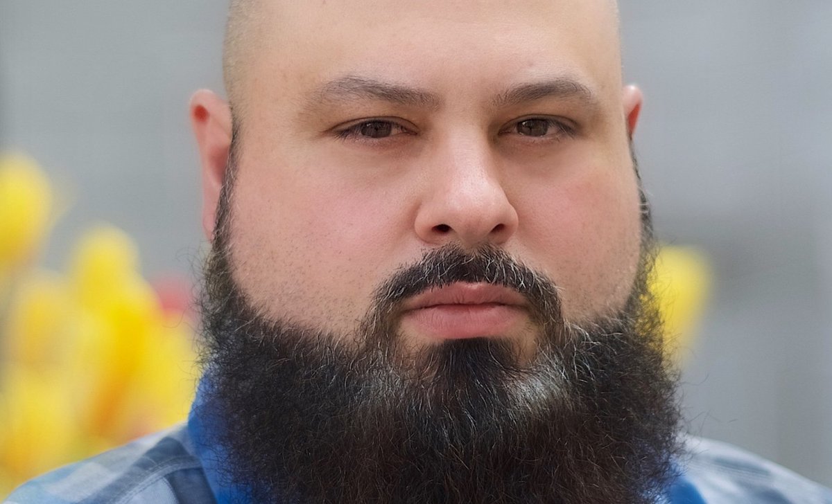 dmjardotcom's tweet image. If you've ever wondered what makes designer andyvitale tick, from his typical day at Polaris to the very music playlist he listens to while working, interfacelovers got the 4-1-1. Check out their interview 👉 :  adobe.ly/2HI6Vg0  #ux #adobe #userex…