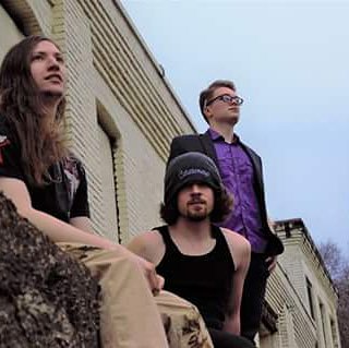 youtu.be/F9vd6N-ORqI #music #band #pittsburgh #ListenNow #DevelopedHere #PlayingNow #Youtube #Records