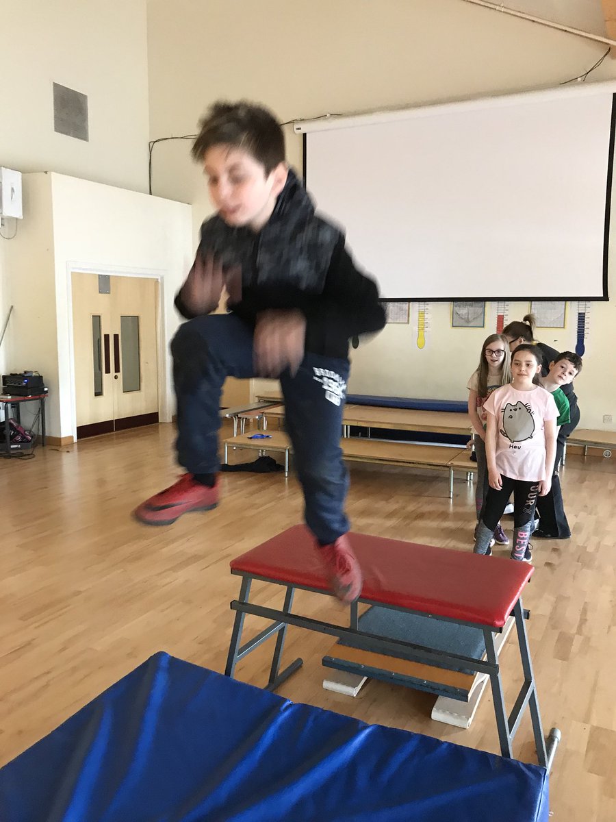 BrynYear5's tweet photo. #gymnastics @BrynSchool https://t.co/qmqNBnFyOO
