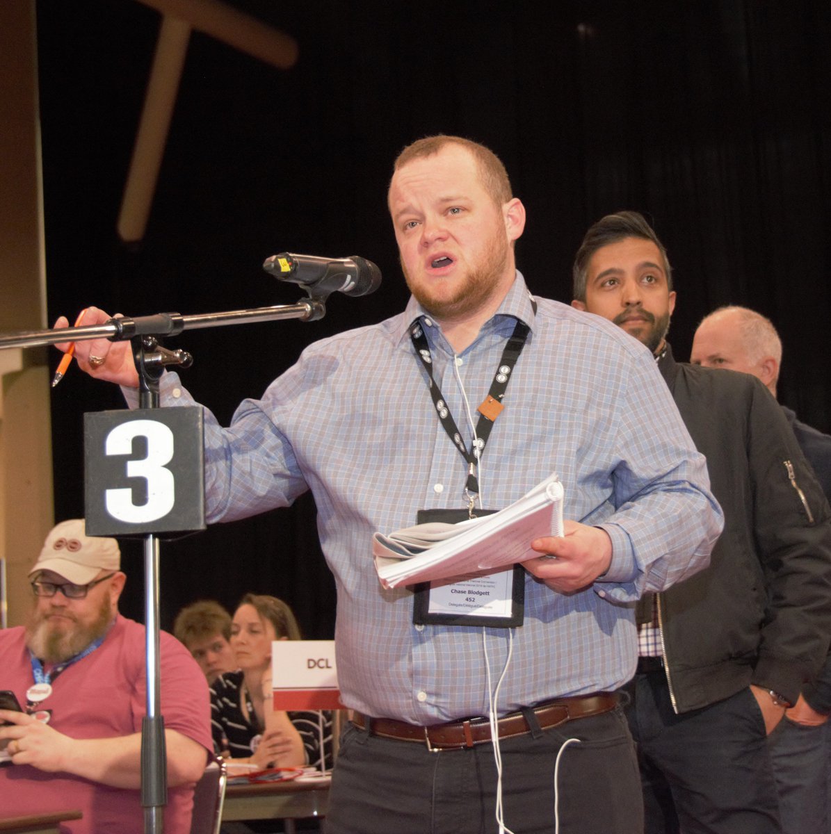 YEUPSAC's tweet photo. YEU @ #PSAC2018 Daily recap for day 3. Resolutions, constitutional debate, finance, equity seats and more YEU members took to the mic and spoke up, passionately, on behalf of members in Yukon & the country. See Day 3 update here. #PSAC2018 #PSACNORTH https://t.co/AHl5UiSw0w https://t.co/F9i2bxIpyQ