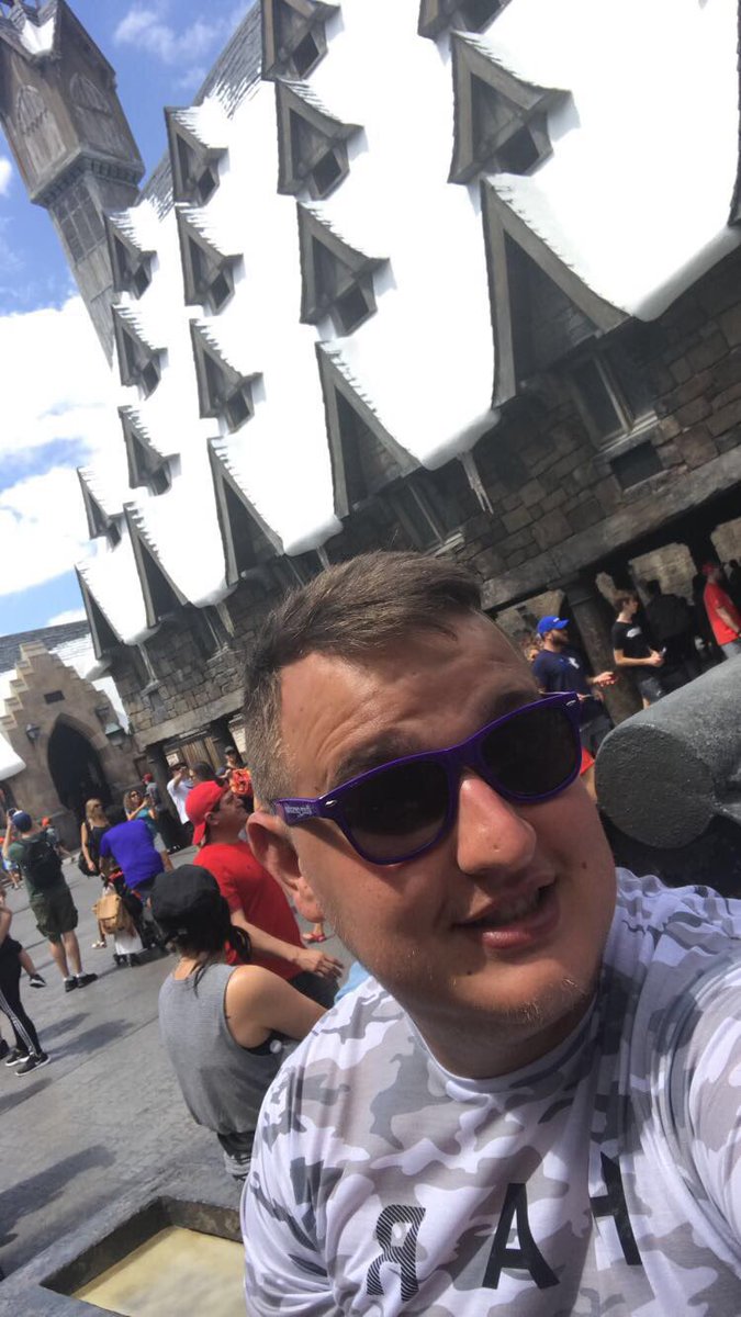 Andrew Simpson tweet media