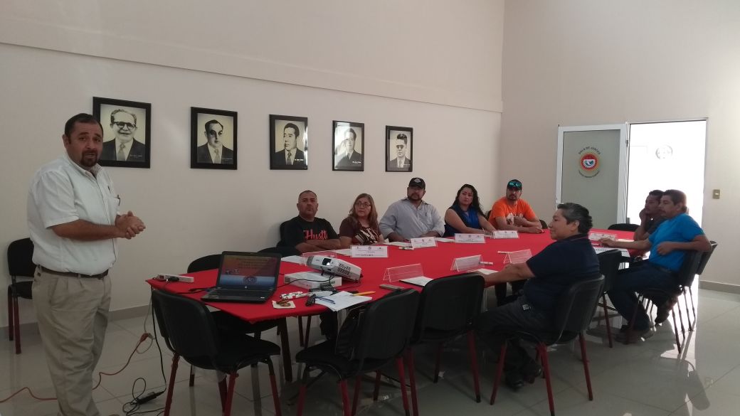 RogerCastilloR's tweet photo. Instituto de Educación Obrera-FIDTH  @ctmcoahsureste     "Participación de los Trabajadores en las Utilidades de la Empresa" #Macimex #TSCO #JULIANELECTRIC #TSI  información y  comunicación @tereso_medina #SindicalismoResponsable® @gmartinez34 @EleazarCavazos @JulioOyervides https://t.co/lDwXtt6NEU