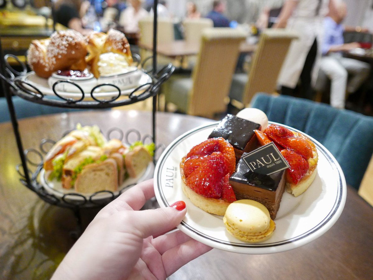 lululoveslondon's tweet photo. Still dreaming of the dessert menu from @PAUL_BAKERY in Covent Garden 🍨🍮🍰 You seriously need to go here, if you love French food as much as I do 💗 More mouth dripping dishes on the blog soon! #foodie #food #london #foodblogger https://t.co/fHJ1aBOKwE