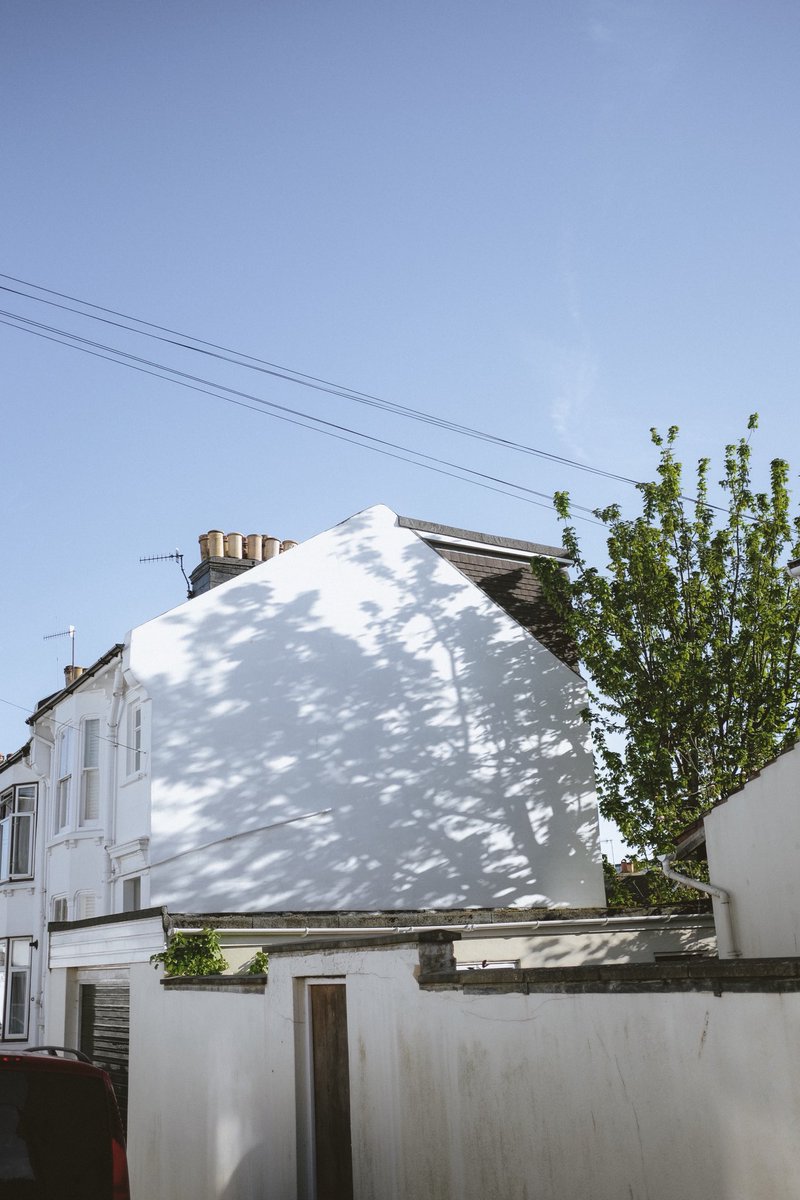 JosephThurbin's tweet photo. Suns out! #brighton #spring https://t.co/BGc6ha2Ob5