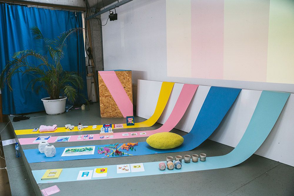 De trend expo COLOUR met werk van <a href="/allThingsweLike/">all Things we Like</a> <a href="/uitgeverijsnor/">Uitgeverij Snor</a> <a href="/La__Nonette/">La Nonette</a> @studiodoeke <a href="/renskeversluijs/">Renske Versluijs</a> @laulabel Jeroen Krul <a href="/Suushessling/">suushessling</a> <a href="/LennartWolfert/">Lennart Wolfert</a> en Studio Noortje. foto: <a href="/rudest84/">Ruud Vonk</a> 
#ontwerpsalon #inkoopbeurs #collectie #vechtclubxl #expo #utrecht #030 #colour