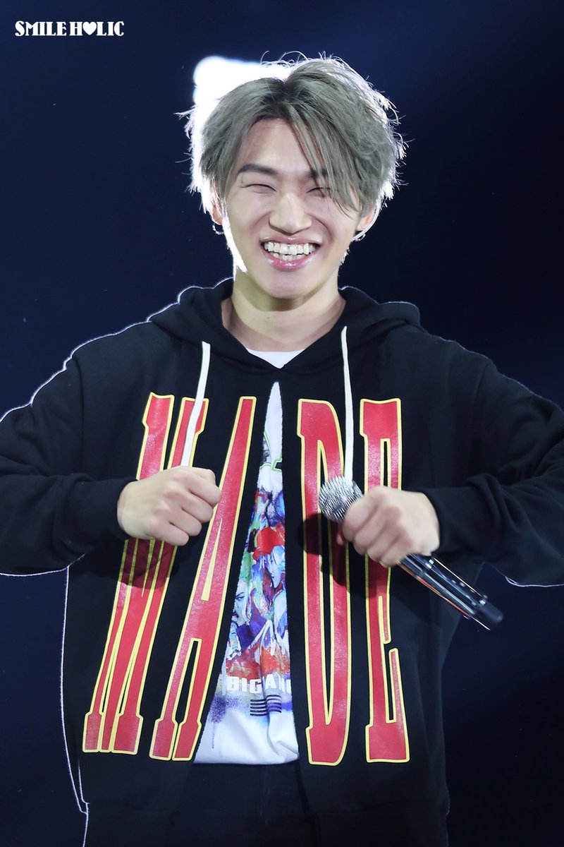 DaesungUpdate's tweet photo. #52 💐🌼🌻🏵💮
😇D-588 Waiting For Daesung
#빅뱅 #대성 #BIGBANG #Daesung #DLITE #D588 https://t.co/DW0uEjWb2H
