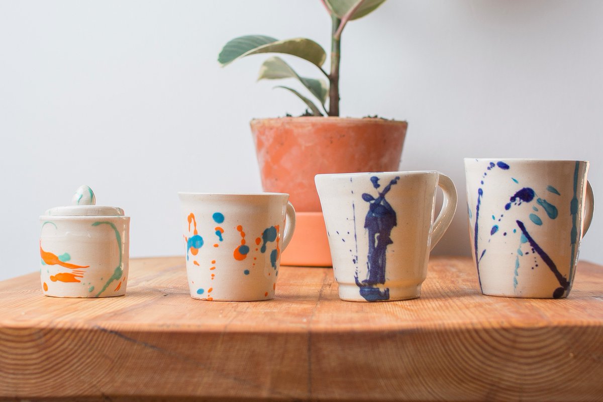 lockercafe1's tweet photo. The beautiful pottery (cups, beakers, jugs and sugar bowls etc) used in the cafe is made by owner John and is for sale @lockercafe1  @AnglianPotters @ceramicreview @CraftPottersUK  @talbot_rosemary #ceramics #pottery #crafts https://t.co/u0Dvsd4LM1