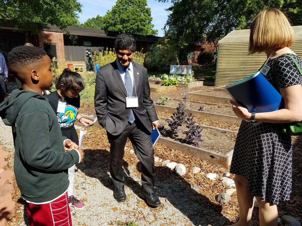 WCPSS's tweet photo. After touring Fuller Magnet Elem. with other elected officials, @RepDavidEPrice presented the school with a flag flown over the US Capitol. @FullerMagnetAP #FullerElementary #FullerPTA #ElectedOfficialsVisit2018 #WhatStartsHereChangesEverything https://t.co/MjqOo7Oq6l