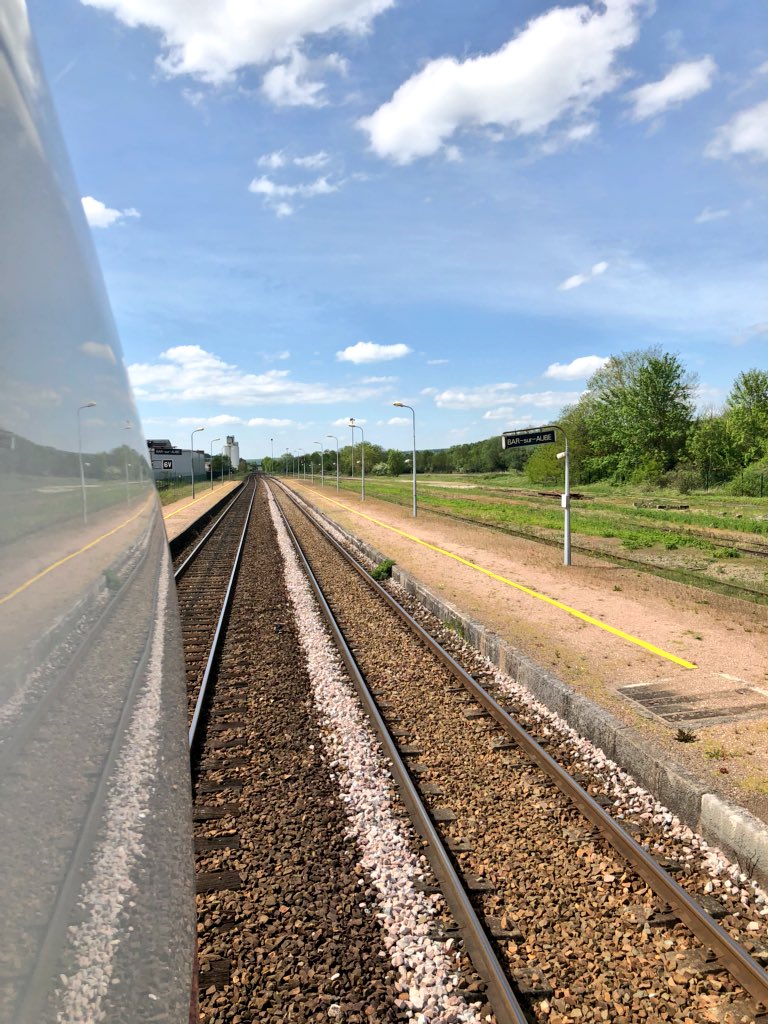 LaurentKD77's tweet image. #Regiolis #Coradia #B85000 @SNCF  @TERGrandEst