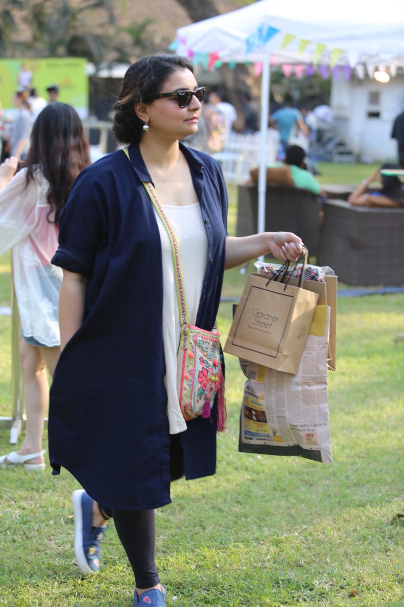 The #SCNightMarket is your one stop shopping destination! With over 100 brands and designers that our stylists have hand picked, indulge in some major retail therapy at Khar Gymkhana on 19th and 20th May ✨