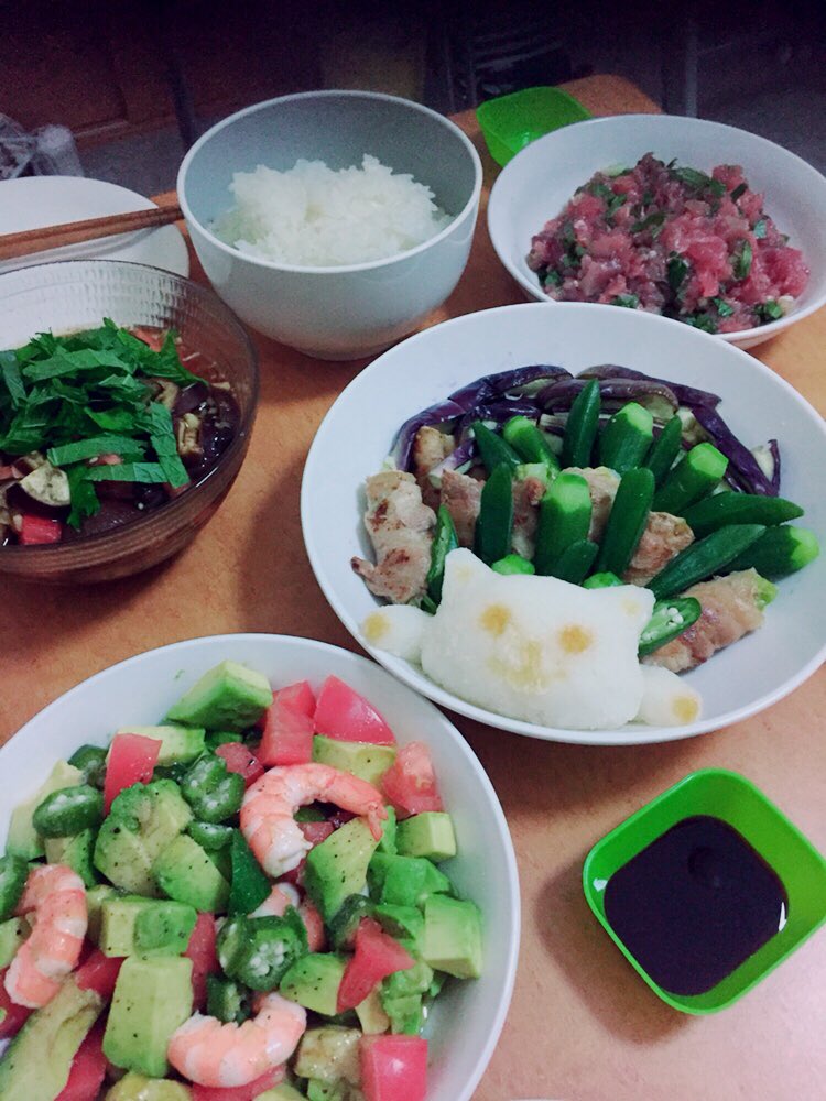 tulipphlox's tweet photo. サプライズで来てくれて
いっぱいお祝いしてくれた😊
ありがとう

早く素敵な大人���なります🙆 https://t.co/GSuqGRGzFb