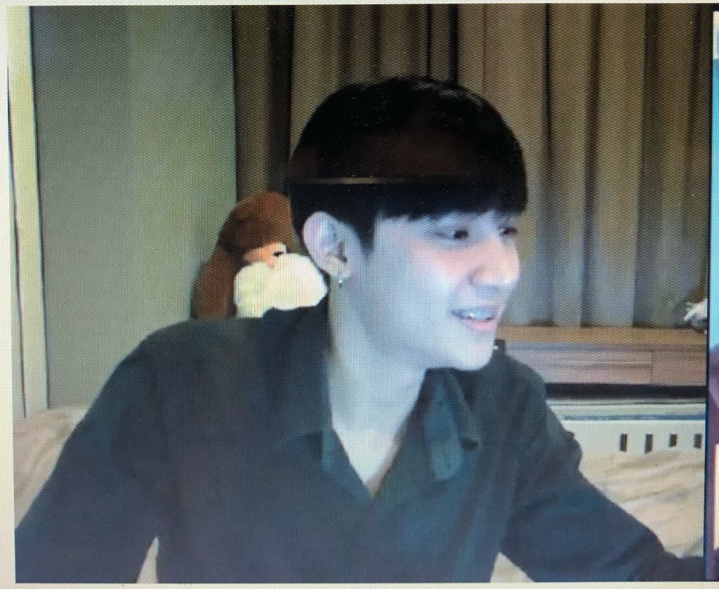 annjs_myprince's tweet photo. นางน่าร้ากก นางชอบมาไลฟ์ตอนดึกๆคือดี นี่ก็ไม่รู้จะดูไร มานั่งดูไลฟ์นางก็สนุกดี5555 #bosslive https://t.co/WOl1PIOHMD