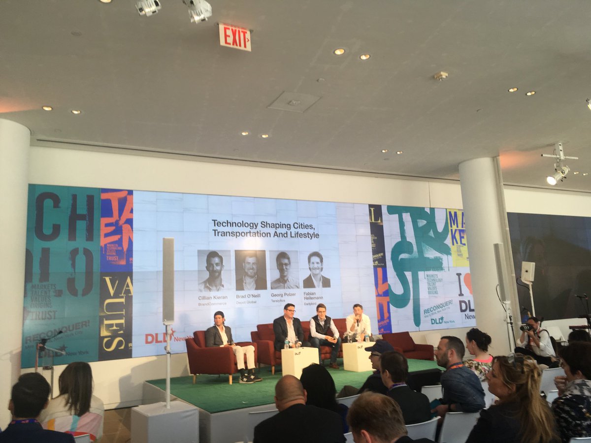 Women are 50% of the population for cities, transportation and lifestyle. But we have an all white male panel opining. <a href="/DLDConference/">DLD Conference</a> #dldnyc #changetheratio #diversity