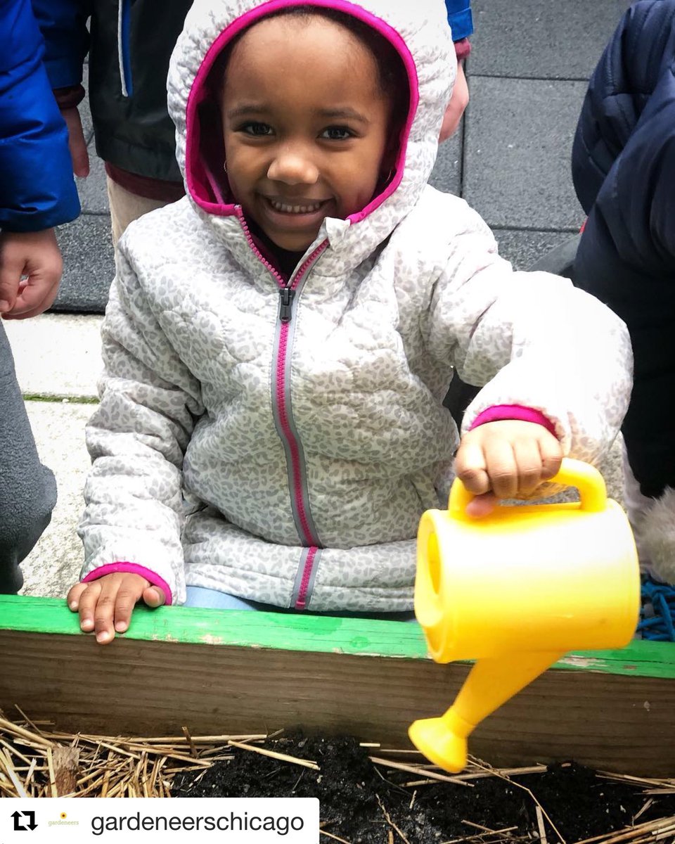 ROCAtoys's tweet photo. New garden tools!!! @Gardeneers just received their #rocatoys gardening tools ❤️ #GardeningWeek #gardening #schoolgarden #gardener #TeachThemYoung #STEMeducation https://t.co/msOxBsCO71