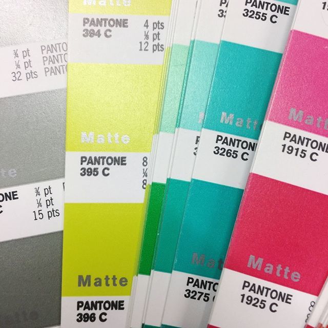 PaperPaperUK2's tweet image. Sometimes you need to see, feel, touch and smell all the colours before you can pick one 🌈🌈
.
.
.
.
.
.
.
#colorcolourlovers #greetingcards #notonthehighstreet #mycreativebiz #indiedesign #justacard #noths #dscolor #colorcrush #pantone #popsofcolor #… ift.tt/2KvC8Rp