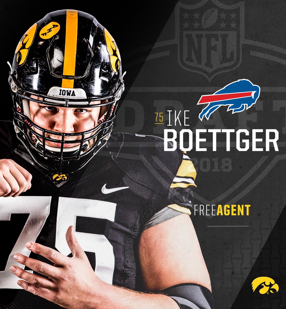 HawkeyeFootball's tweet photo. Take advantage of the opportunity, fellas | #NFLHawks https://t.co/RdFYRqeuRY