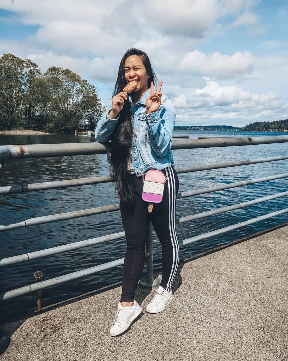 BagMeBaby's tweet photo. This #wcw we’re melting over the gorgeous @kirstiefchan looking fresh with our new Popsicle Purse &amp; ready for Summer! 💜 ☀️😘https://t.co/1sY8pZJS3J
Shop the look here 👉https://t.co/Bl7Od2Q9ms https://t.co/6RmyyM5ljI