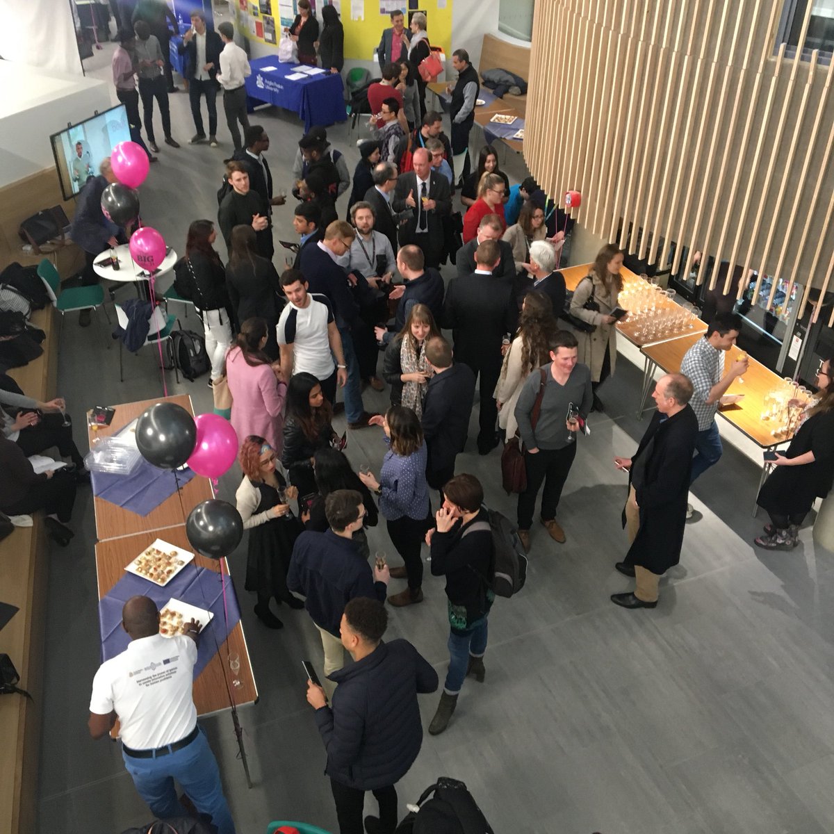 ARUTheBigPitch's tweet photo. We have started in the new science building, grab a drink and some food while watching our finalists pitch for up to £10k #tbp2018 #tbpgrandfinal18 @ARU_StartupLab @AngliaRuskin https://t.co/wd7oGkPaL9