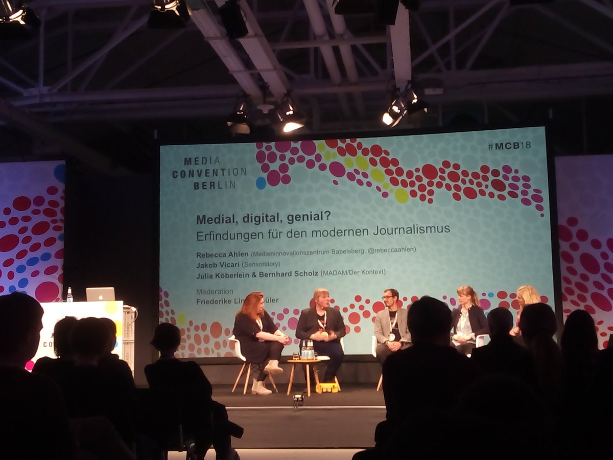 MariusHasenheit's tweet photo. Word!
@vicari: "Bei #Wissenschaftsjournalismus heißt es oft "Wissenschaftler haben herausgefunden dass.."-dabei ist der Weg zu den Resultaten oft interessanter als das Ergebnis selber"

Daraufhin entwickelte er #Sensorstory: Mehr Daten &amp; Partizipation
#POP #rp18 #republica #mcb18 https://t.co/S6jYFrPLq3