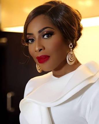 NYL_Summit's tweet photo. “I think anyone who isn’t investing in Nigeria is missing out. If you look at Nigeria today, literally all of the business class cabins are full of foreigners, because these guys see opportunity.”  -Mo Abudu #Quotes #AVLS #strongwomen #careerwomen https://t.co/8l083B6Z6X
