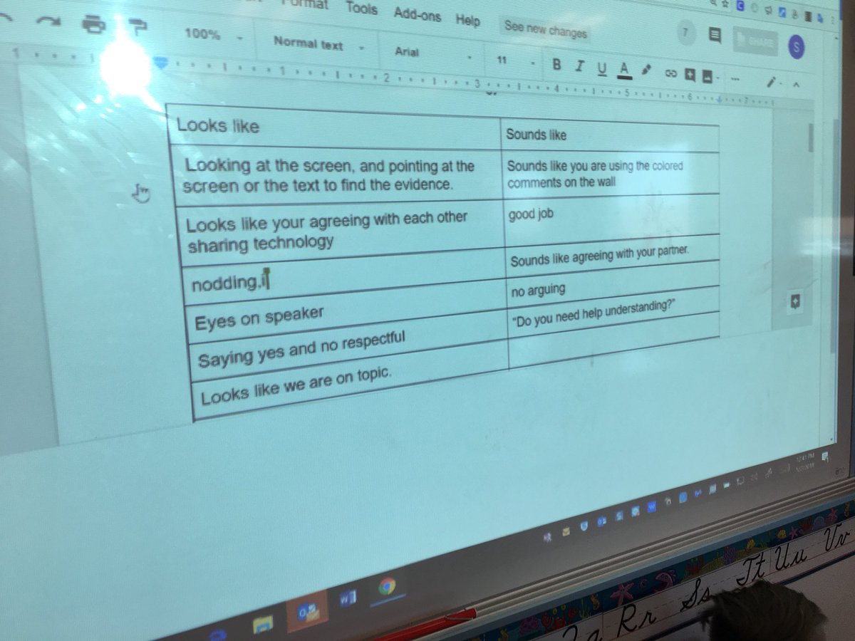 Melanie Martinez tweet media