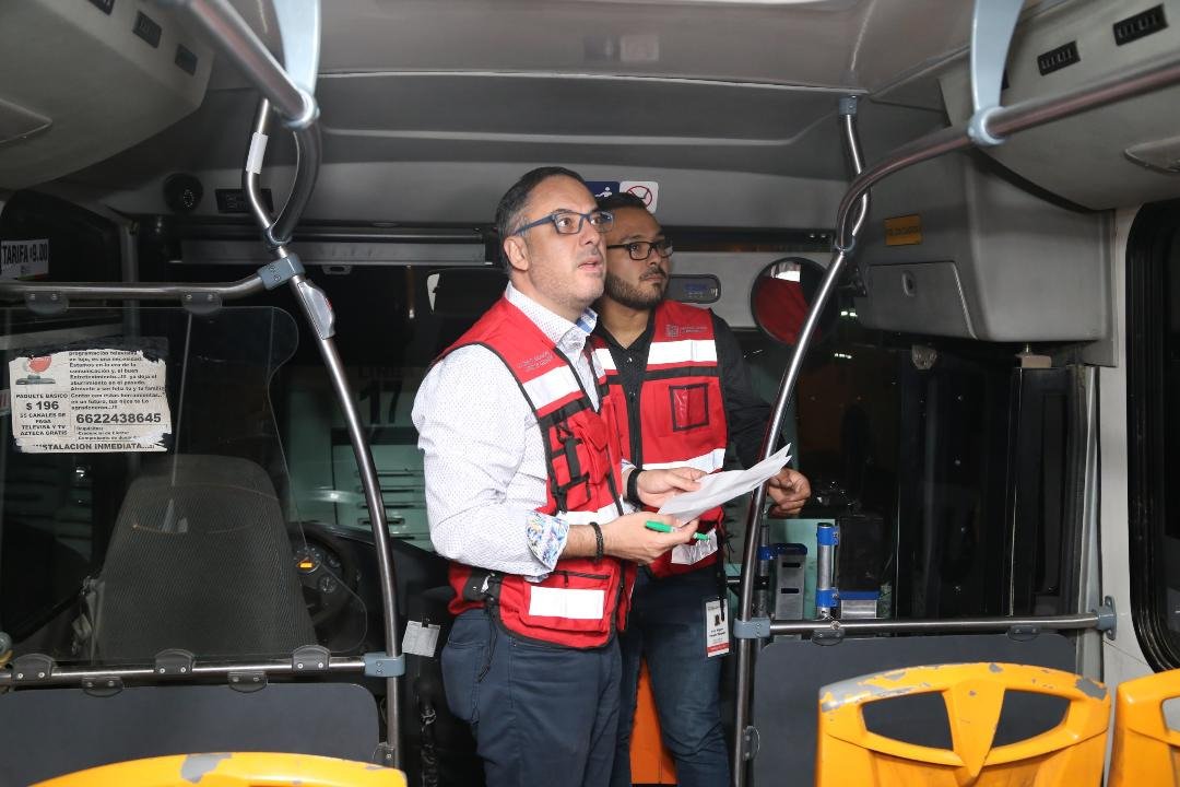 SemNuevoSonora's tweet photo. Inicia Dirección del Transporte operativo de verificación en camiones https://t.co/HHgQqD3uHC https://t.co/0tNN4duVhB