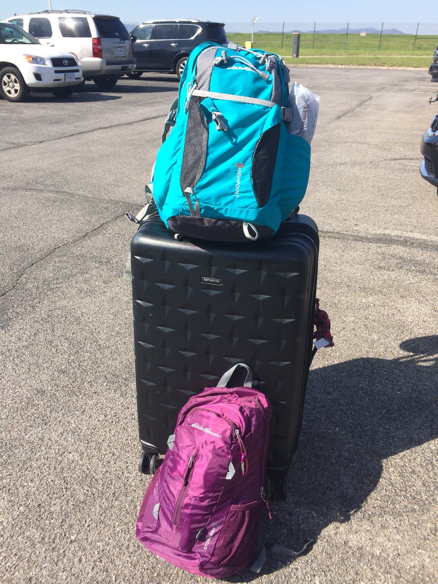 kannikhakolan's tweet photo. All set to travel to #NewZealand for #exp376 aboard @TheJR . See you soon #Roanoke, my home #phdlife #adventure #scientist #marinegeophysics #brothersvolcano https://t.co/ErLg0Z4xZT
