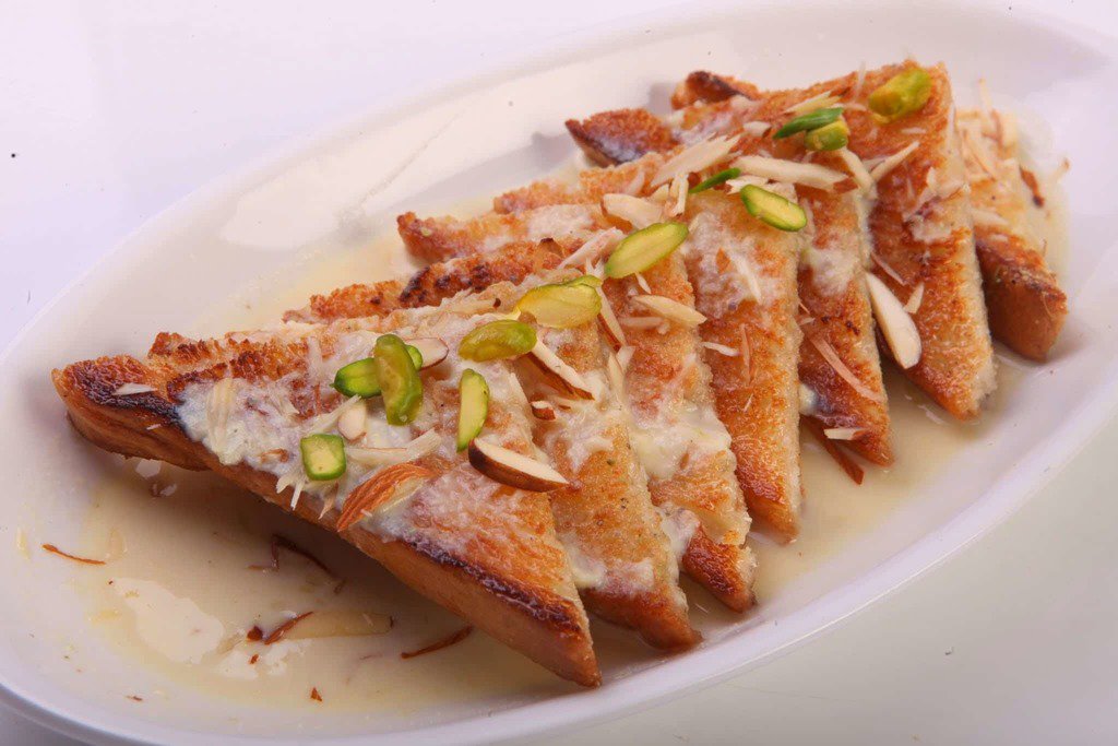 InnerBuilt's tweet photo. Hyderabadi Style Double Ka Meetha (Bread Pudding) Recipe https://t.co/X8JIihFnZ5 #Recipes #Kitchen #Food #Delicious #Cooking #Chicken https://t.co/vyXOhBHs6K