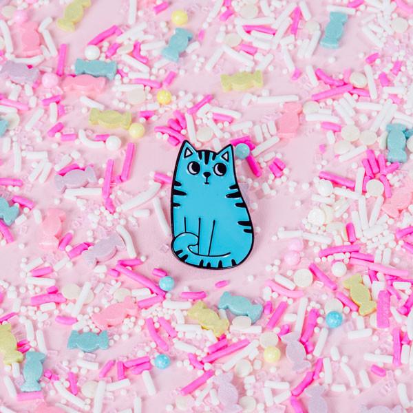 quirkbooks's tweet photo. Guys, seriously. Have you SEEN how cute these cat pins are from @PunkyPins? This week only, you can get a 20% off discount code to their online store by signing up for the Quirk E. Newsletter! #QuirkCatWeek https://t.co/AyqjaUvO4P https://t.co/8noH4drbP3
