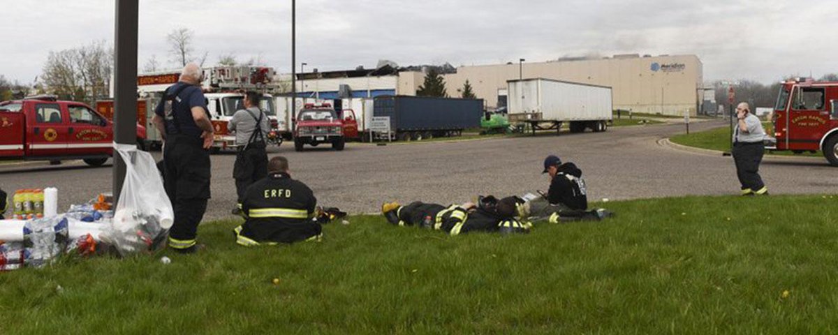 Chem_Info's tweet photo. Large Fire Burns After Explosion At Michigan Plant; 2 Hurt #explosion #chemical #fire #michigan https://t.co/XQOTTCC6a8 https://t.co/BVQRMxIFmU