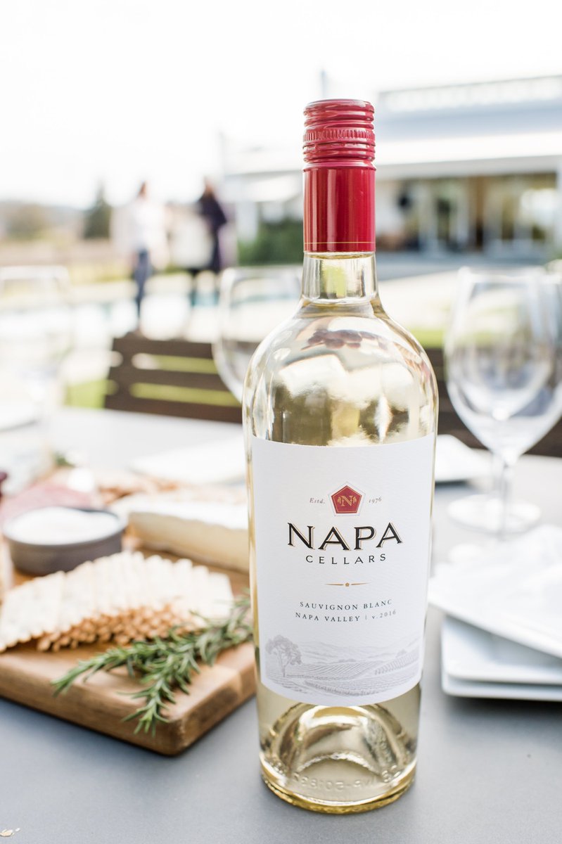 Light and crisp with citrus notes, this Sauvignon Blanc is a must for summertime.