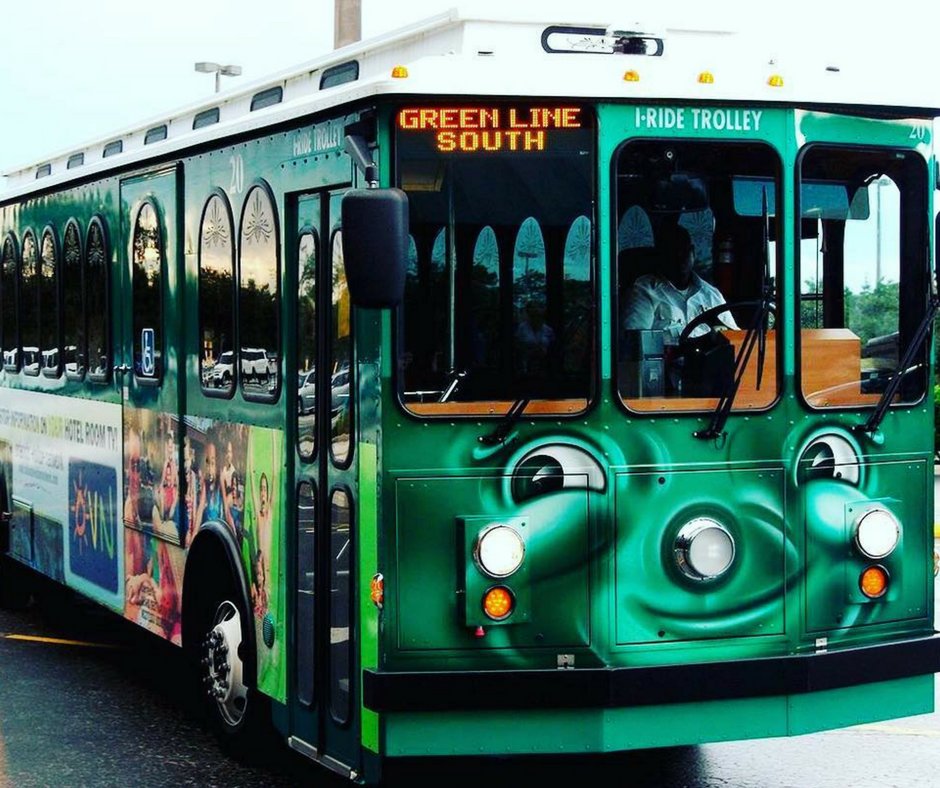 Limo, trolley, SunRail? There are so many great ways to travel and explore Orlando! bit.ly/2H0d9XA

@parquesdeorlando