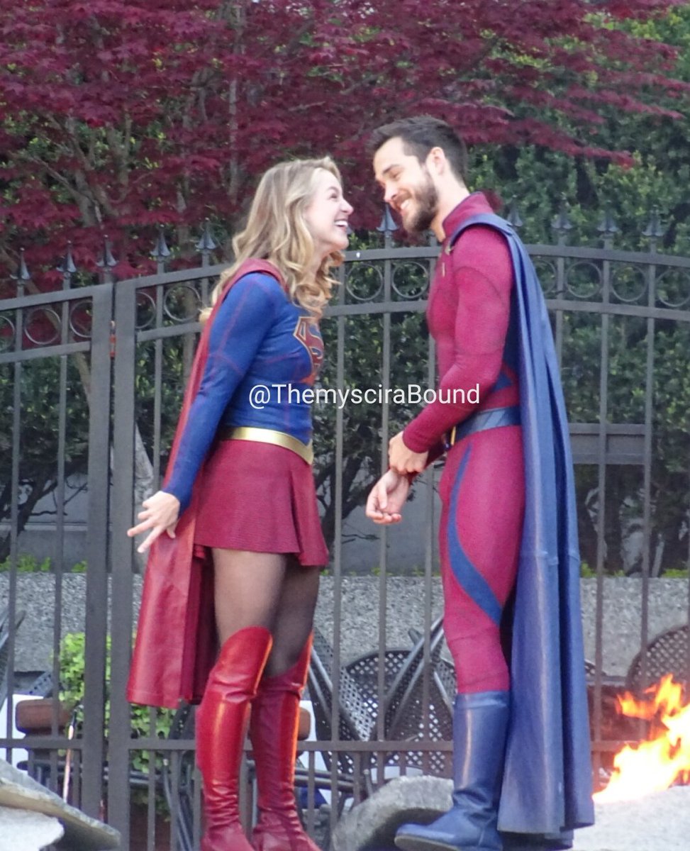 ThemysciraBound's tweet image. #Supergirl finale filming happening...
@WhatsFilming @olv