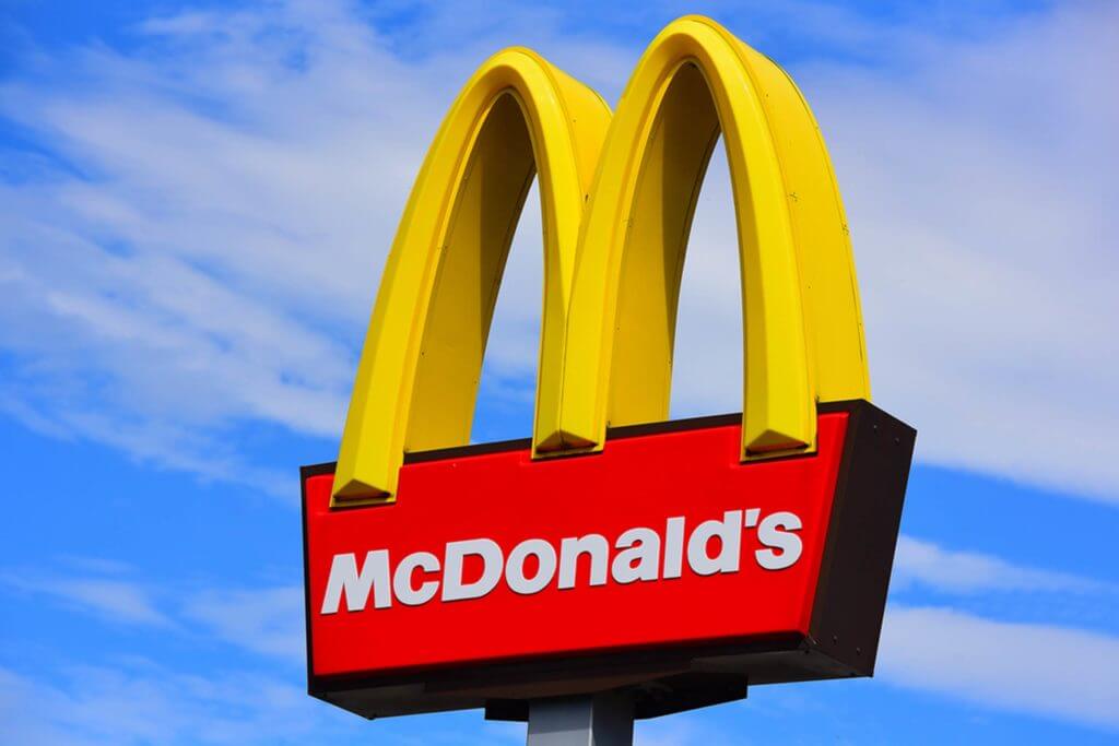 Cochrane Dollars are accepted <a href="/McDonaldsCanada/">McDonald's 🇨🇦</a> ! #ShopLocal #ProudlyCochrane <a href="/CochraneEcDev/">CochraneEcDev</a>