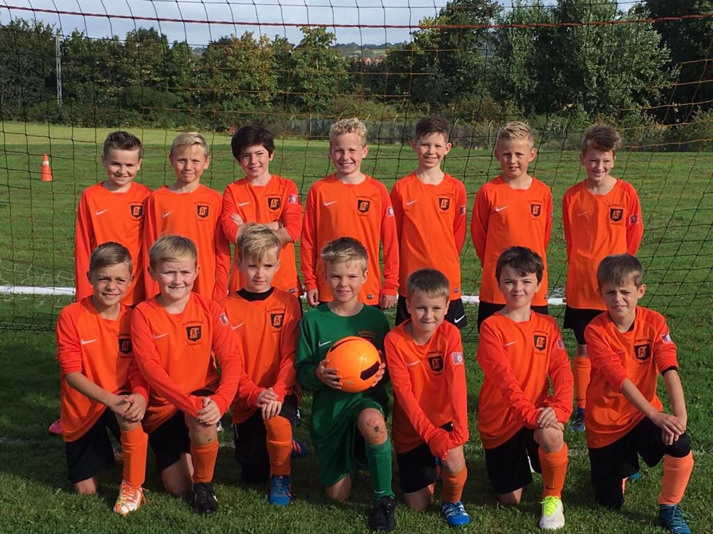 Congratulations to @AlphingtonYFC U10s for beating Chelsea academy to reach the @devon_fa cup final. Amazing achievement. @NikePartner