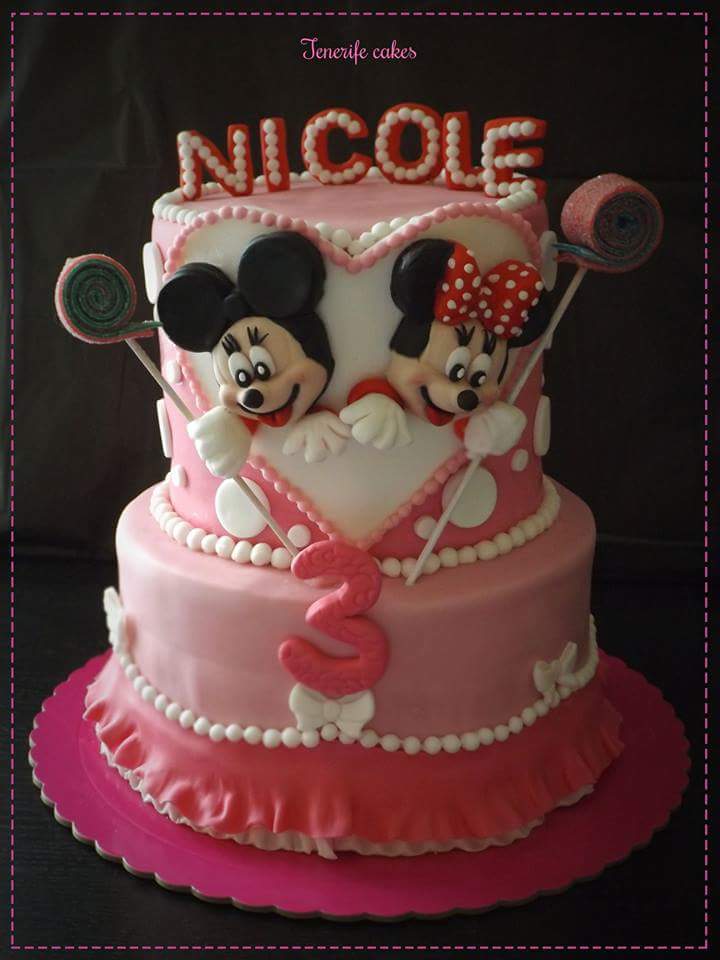 TenerifeCakes's tweet photo. Tarta decoradas Mickey and Minnie mouse
+34 640 324 876 https://t.co/iBmkUQufJ8