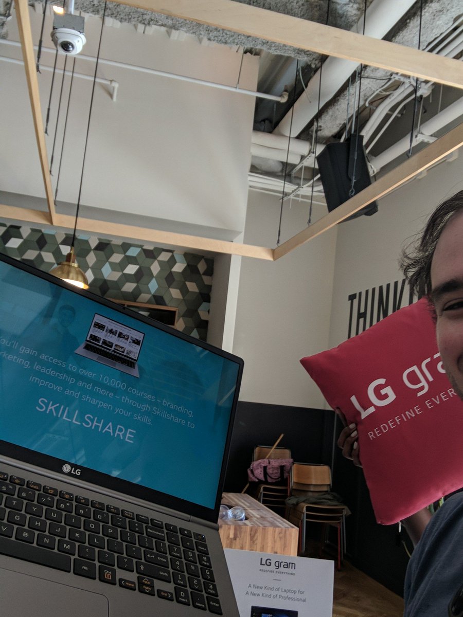 maniator's tweet image. #LGgramlounge #Sweepstakes