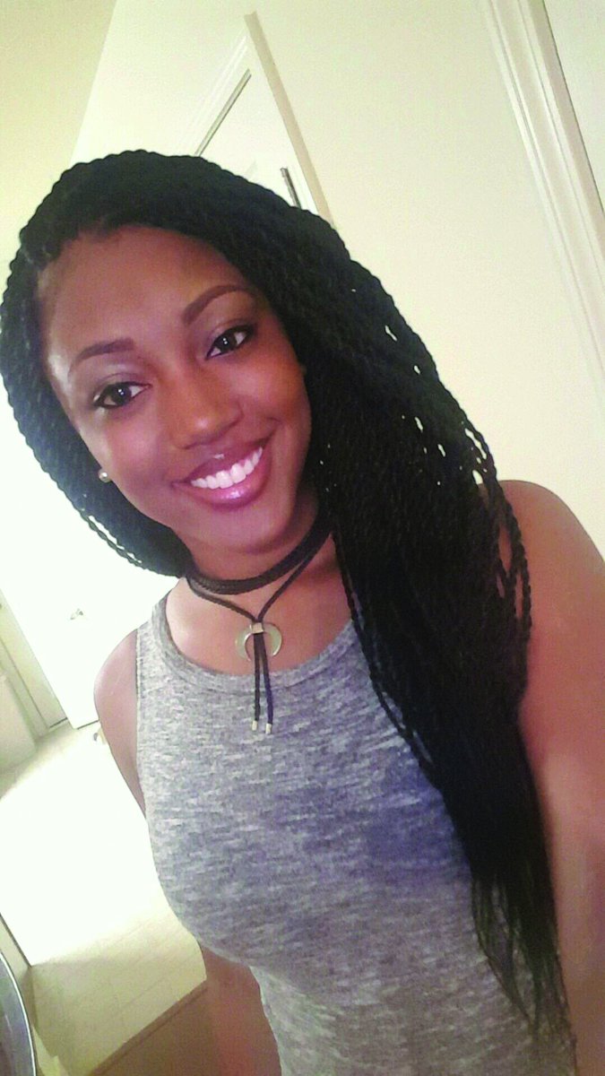 GEVHCC's tweet photo. We are proud of the 19 students earning a credential this year. Diamond Jackson graduated from King University with a Bachelor's in Healthcare Administration and plans to begin courses towards a Master's Degree in the Fall. https://t.co/H0xNbStTC7