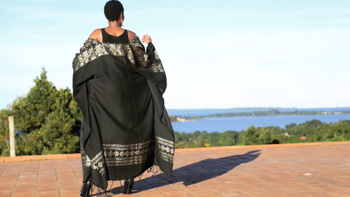 BoldinAfrica's tweet photo. π€
#SneakPeek
#MayMuse
#BoldWoman https://t.co/gmLblYuZeS