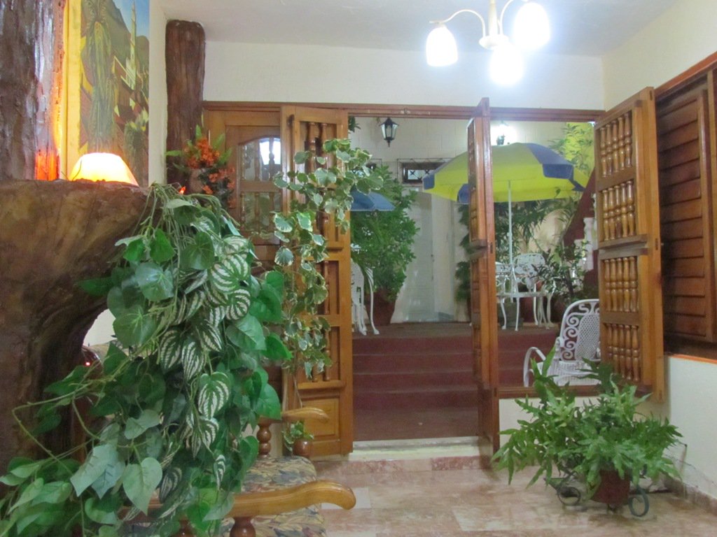 casaliberty's tweet photo. #Trinidad, #Cuba Casa Particular Liberty, confortable, centrica a 2 cuadras del  Plaza Mayor, una buena opcion para pasar sus #vacaciones. https://t.co/qZ5vxL1uCa