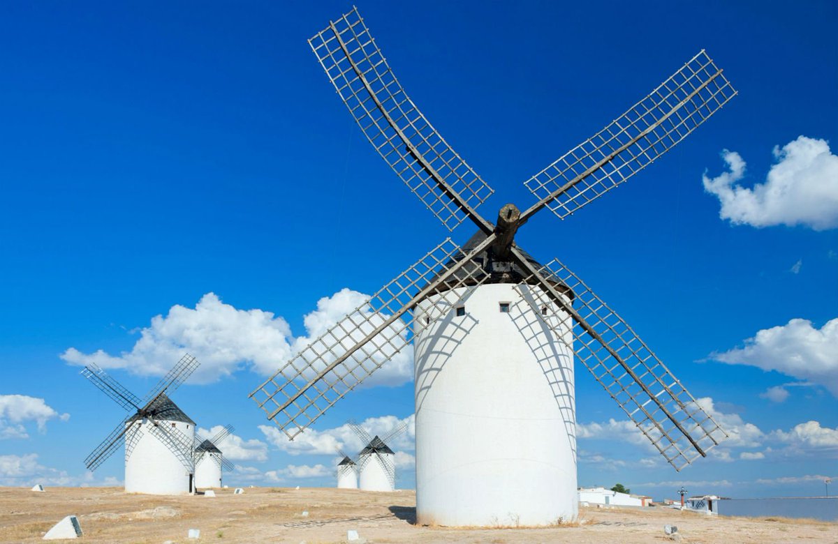 CNTravelerSpain's tweet photo. No habrás seguido los pasos de Don Quijote de la Mancha si no pisas Campo de Criptana, la localidad de los hermosos molinos y las casa de cal blanca. Si quieres seguir descubriendo los encantos de La Mancha continúa leyendo...📖
https://t.co/3fsTmThPVn https://t.co/0hc0HpA3Kx