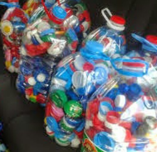 ¡Hola amig@s! YA NO QUEDA NADA😝

Nos gustaría que dedicaseis un ratito a colocar un punto de recogida de tapones en vuestras peñas. Colocar una garrafa vacía es una cómoda idea.

¡MIL GRACIAS!

<a href="/KaosMarcha/">Peña El K-OS</a> <a href="/japinetes/">Peña Japinetes</a> <a href="/B12_Marchamalo/">B12_Marchamalo</a> <a href="/ElBotillo/">Peña El Botillo</a> <a href="/La__Revolucioon/">Peña La Revolución </a> <a href="/DisidentesTeam/">Peña Disidentes</a>