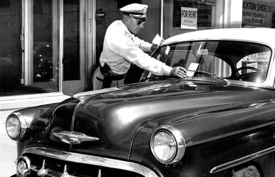 OldSchRides's tweet photo. Old School Street Scenes https://t.co/d0JGSkqiSx