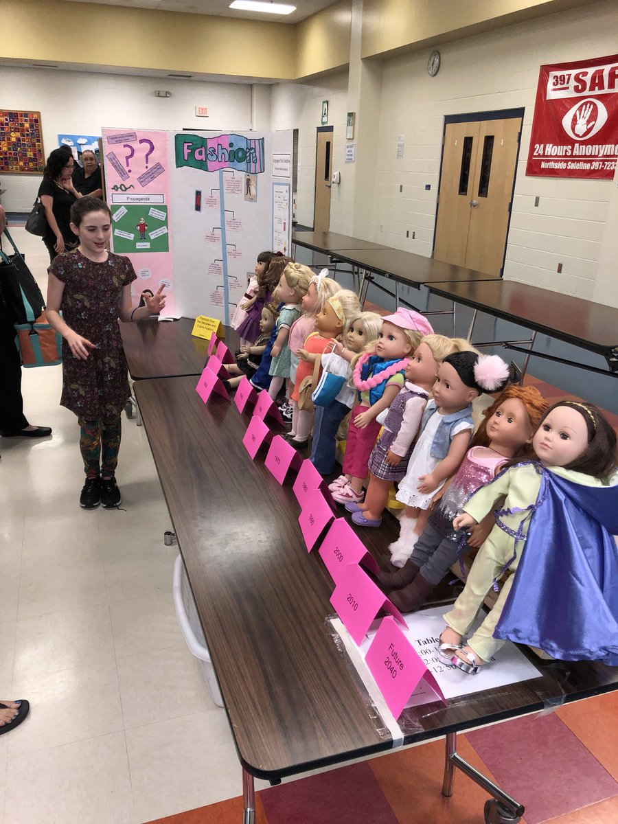 NISDOtt's tweet photo. Last night’s ALPHA “Origins Empower Change” Showcase was a tremendous success!  At Ott our GT program is #simplythebest! Thank you @amynsierra for supporting student research and interests. #FutureLeaders #Ottinspired #NISDInspired https://t.co/ytoLFonvVv