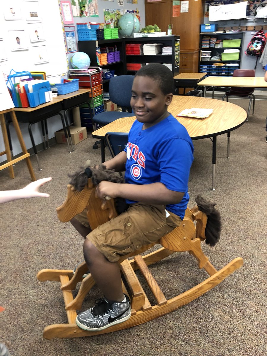 AmyOlesen_ELL's tweet photo. Find Your Spark! β‘οΈπ₯ Today my Dad shared what brings him joy- creating with his hands through woodworking, painting, and stained glass making. Landon said it best,β You sparked my spark today!ββ€οΈβ€οΈ #SEPolk #sepwb #seplearns https://t.co/Yk6vzuYCmM