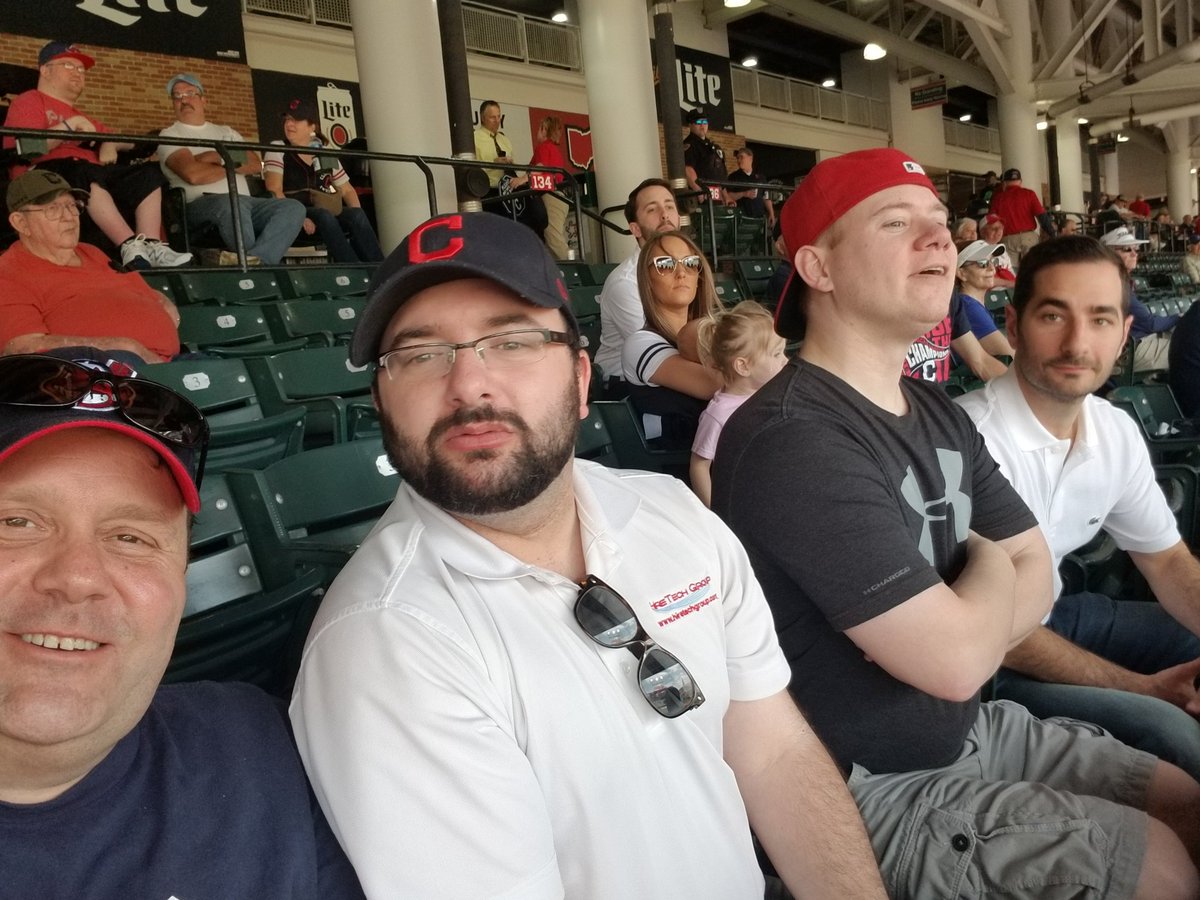 Loving the tribe #MILLERLITECLE #indians473