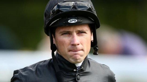 BBCSport's tweet photo. Jockey Stevie Donohoe has been suspended for three days after weighing in two pounds lighter - following a visit to the toilet 👉 https://t.co/hMF8jv3kGz https://t.co/OoVBKk2RZu